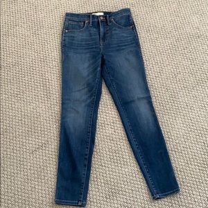 Madewell 10” High Rise Skunny Jeans- Size 27